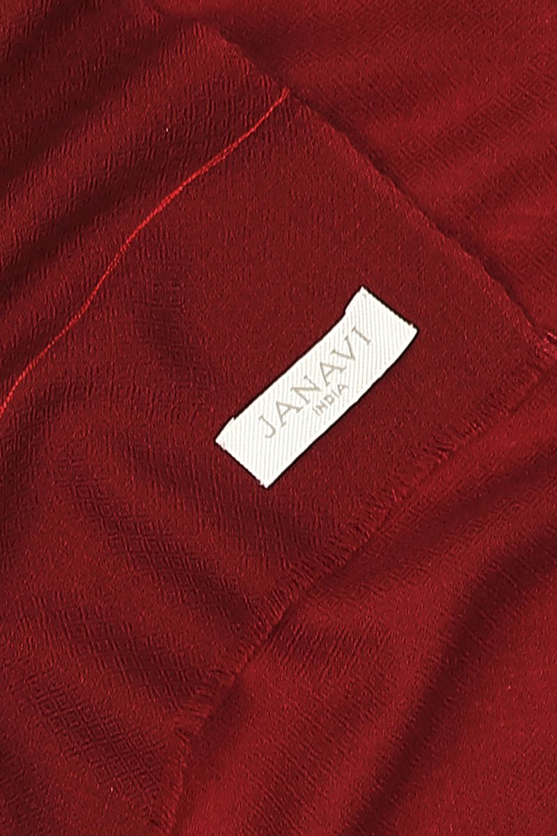 JANAVI INDIA classic Love scarf, is a perfect gift for yourself or a loved one. "Love" hand-embroidered in red merino wool
