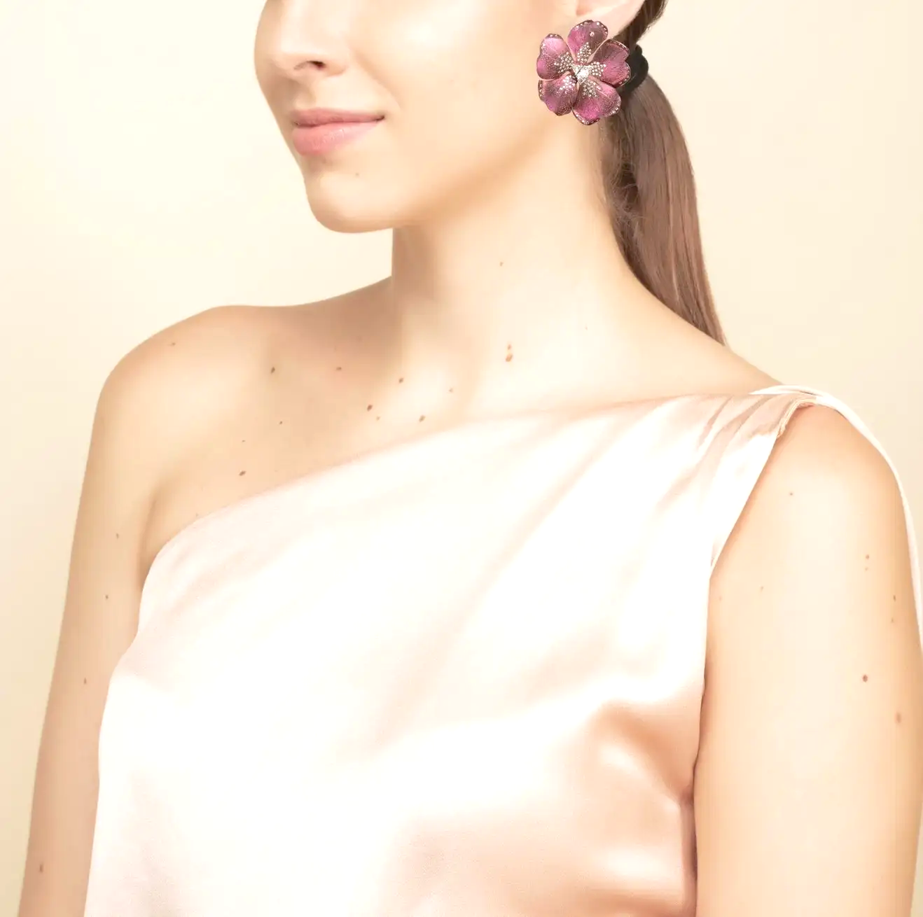 18k gold heirloom. Flower earrings with diamonds by fine jewelry designer ESTAA