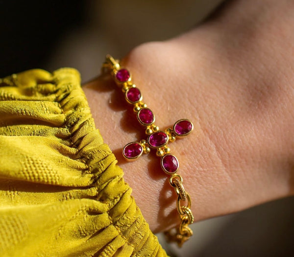 One of a kind 22 karat gold ruby bracelet by fine jewelry designer Linda Hoj