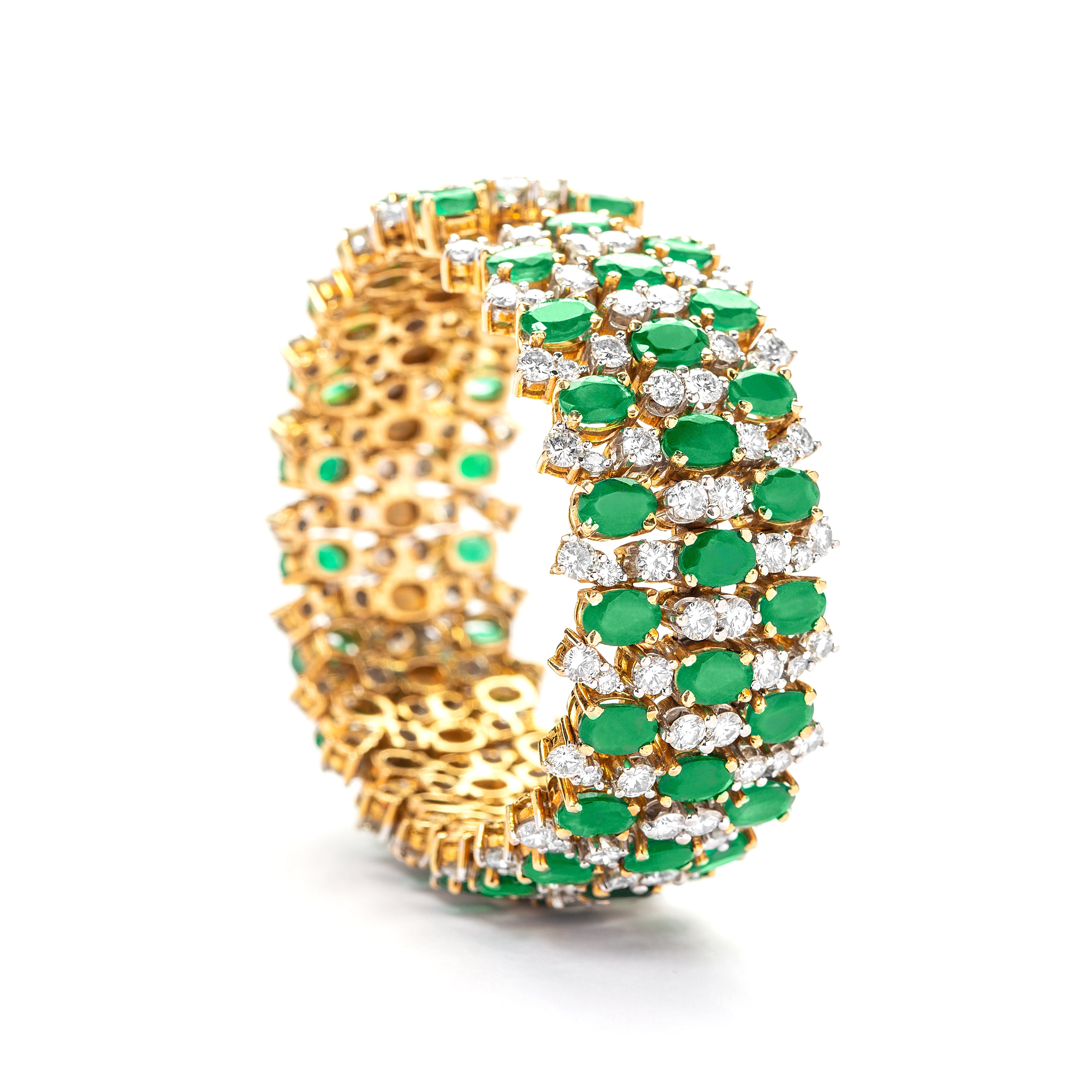 Emerald and Diamonds bracelet in 18 karat gold by fine jewelry designer ESTAA