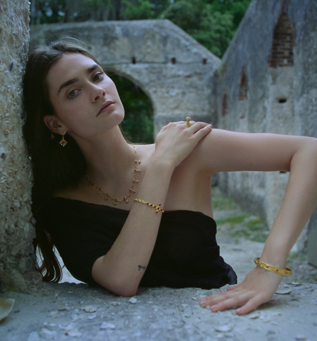 22k gold jewelry by Linda Hoj. Diamond Tourmaline necklace. Luxury Gift. One-of-a-kind collectible Jewel.