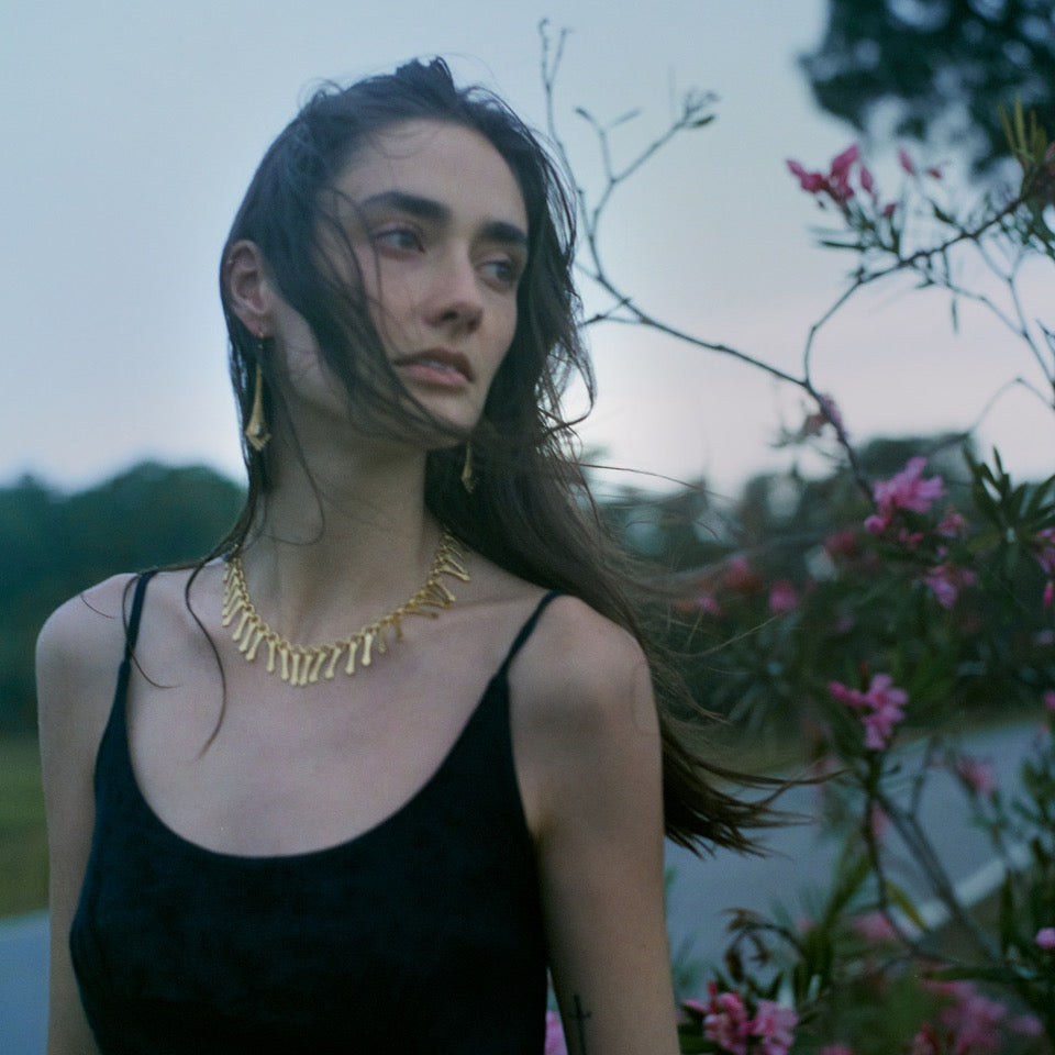 One-of-a kind, handcrafted 22 karat gold necklace by fine jewelry designer Linda Hoj