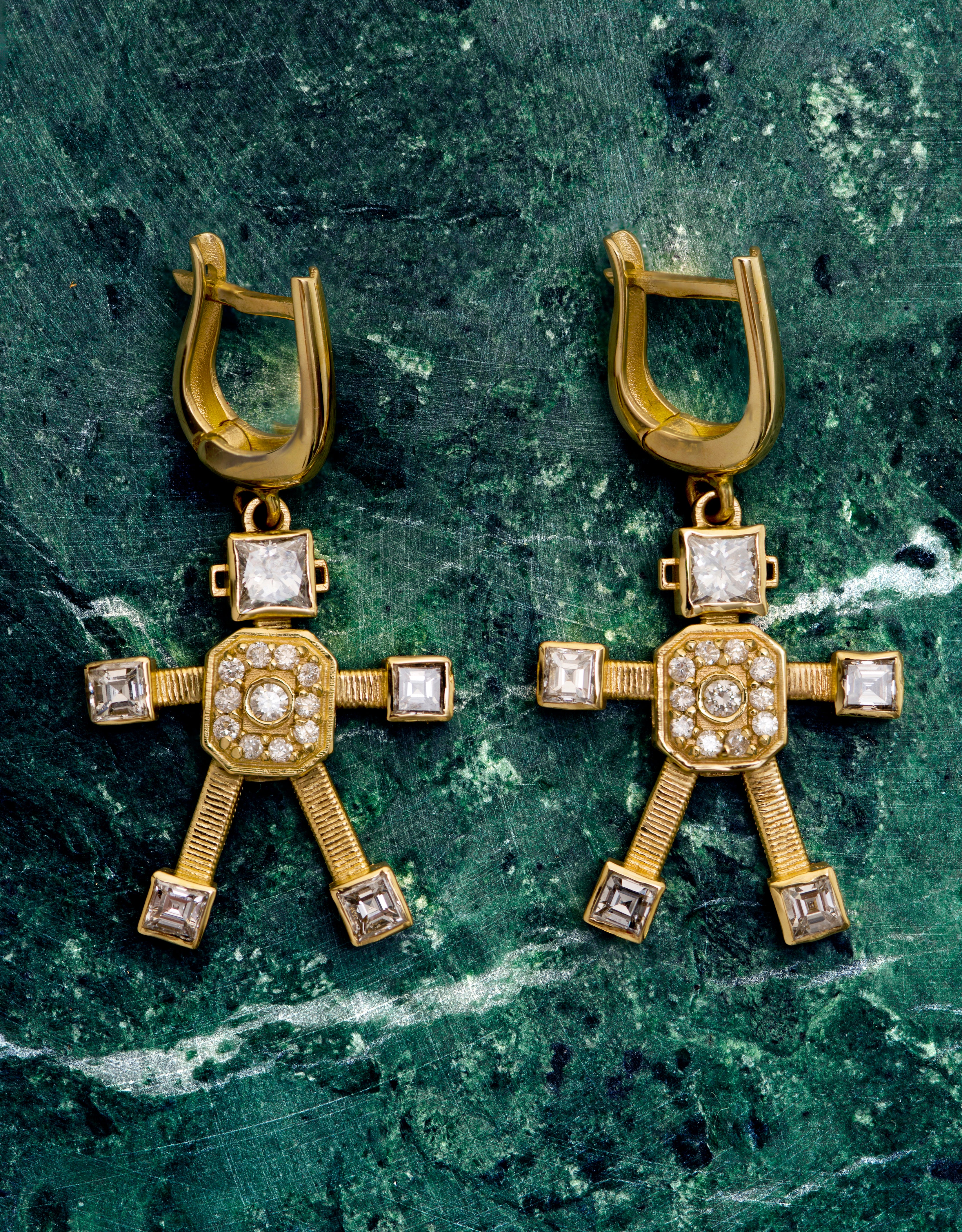 18 karat yellow gold articulated earrings with eclipse hoops, by fine jewelry designer Tatiana Van Lancker