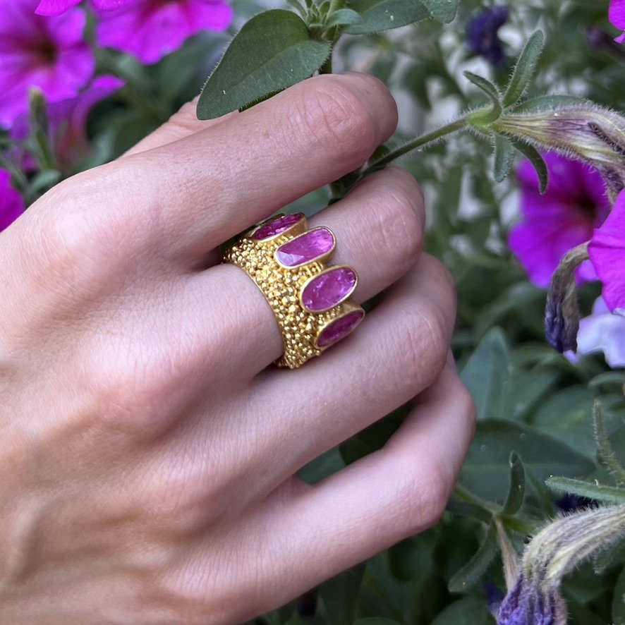 22 karat gold ruby ring by Linda Hoj. Wearable art.