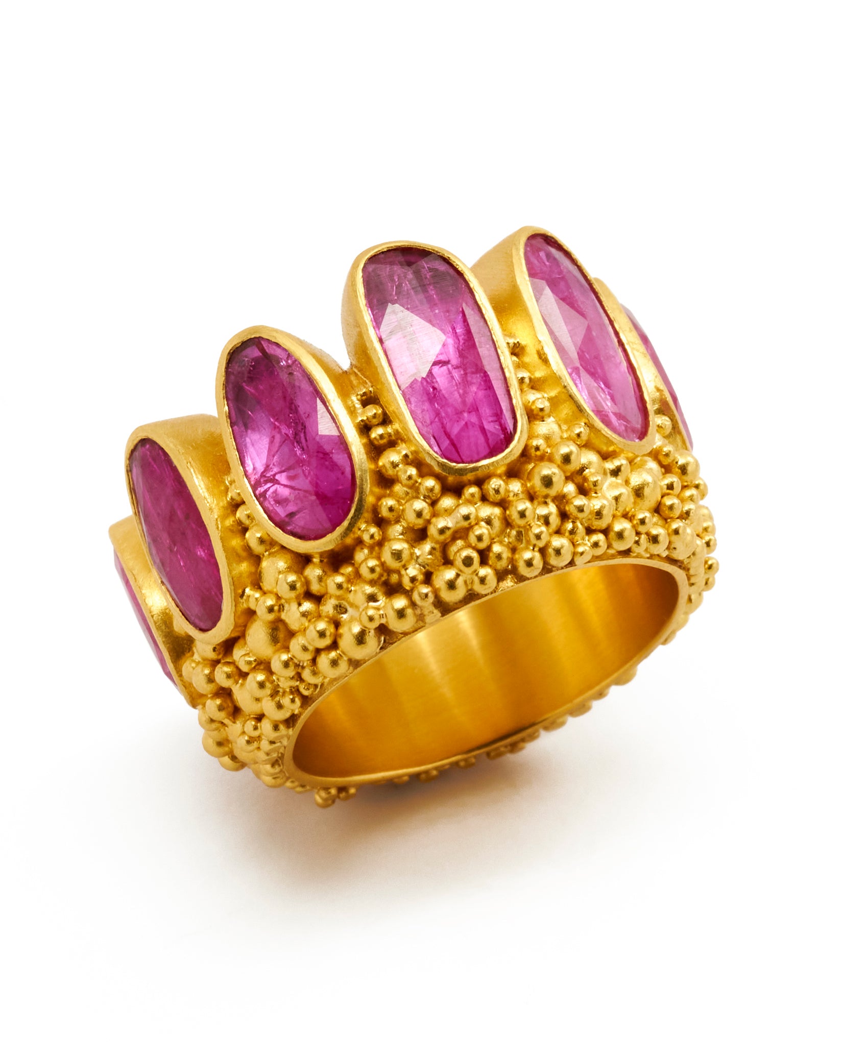 22k gold ruby ring by Linda Hoj. Unique jewel. Fine Jewelry.