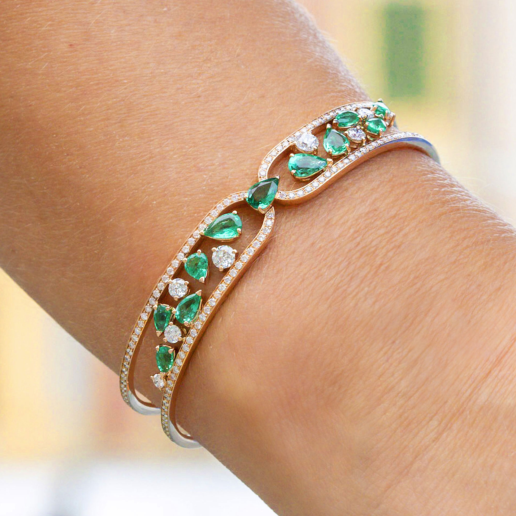 High Jewelry Maison Gismondi 1754, 18k Rose Gold Bracelet with Emeralds and Diamonds