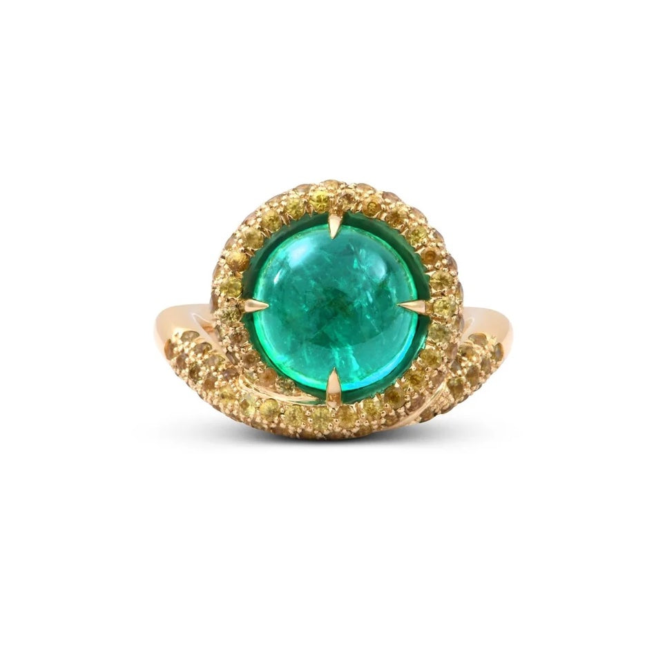 Capucine H fine jewelry. Emerald. 18k gold ring. Elegant precious jewel. Made in Paris
