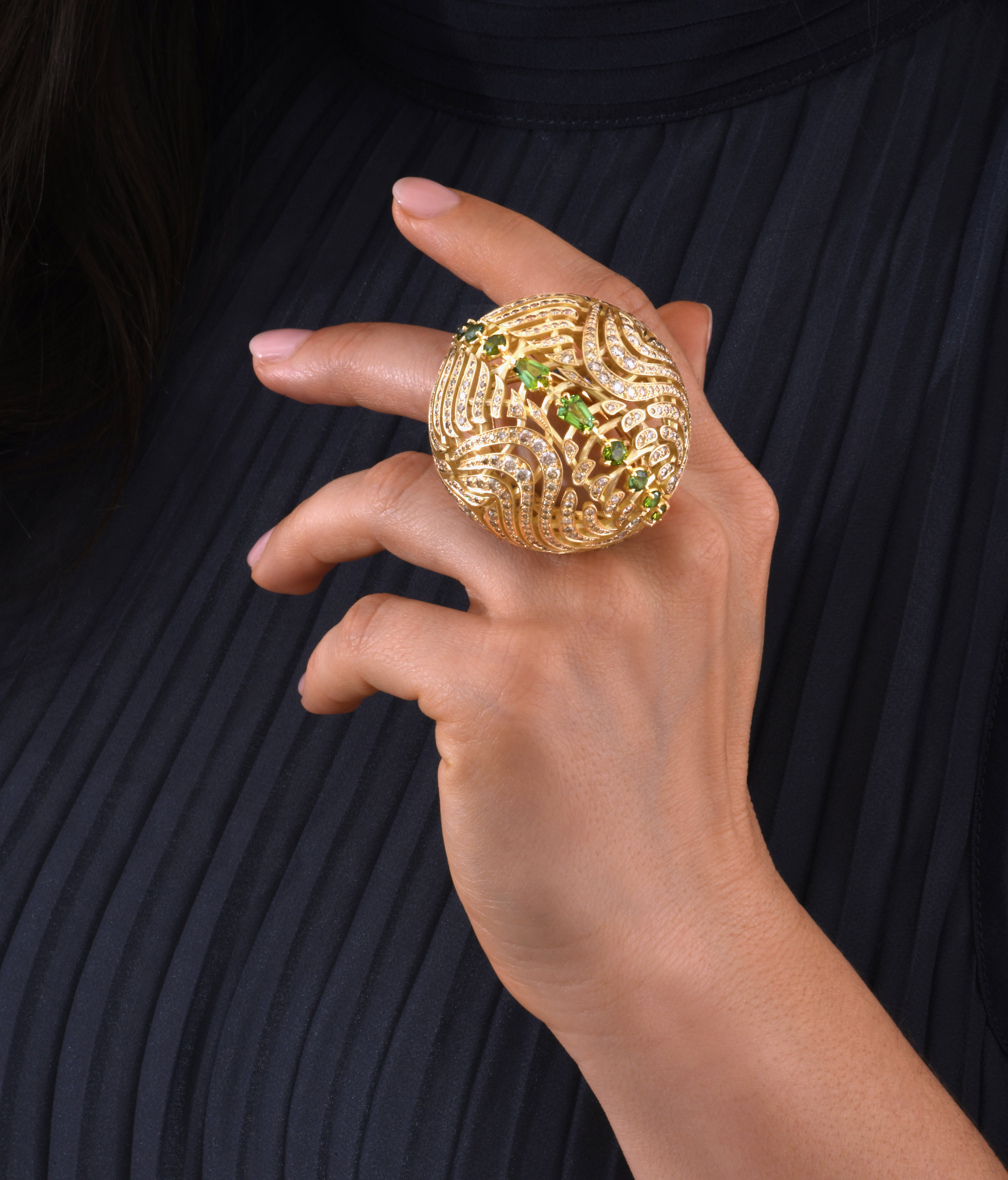 Capucine H. Wearable Art. High jewelry creation. Paris. Champagne Diamond. 18k gold. Collectible jewel. Ethos of London