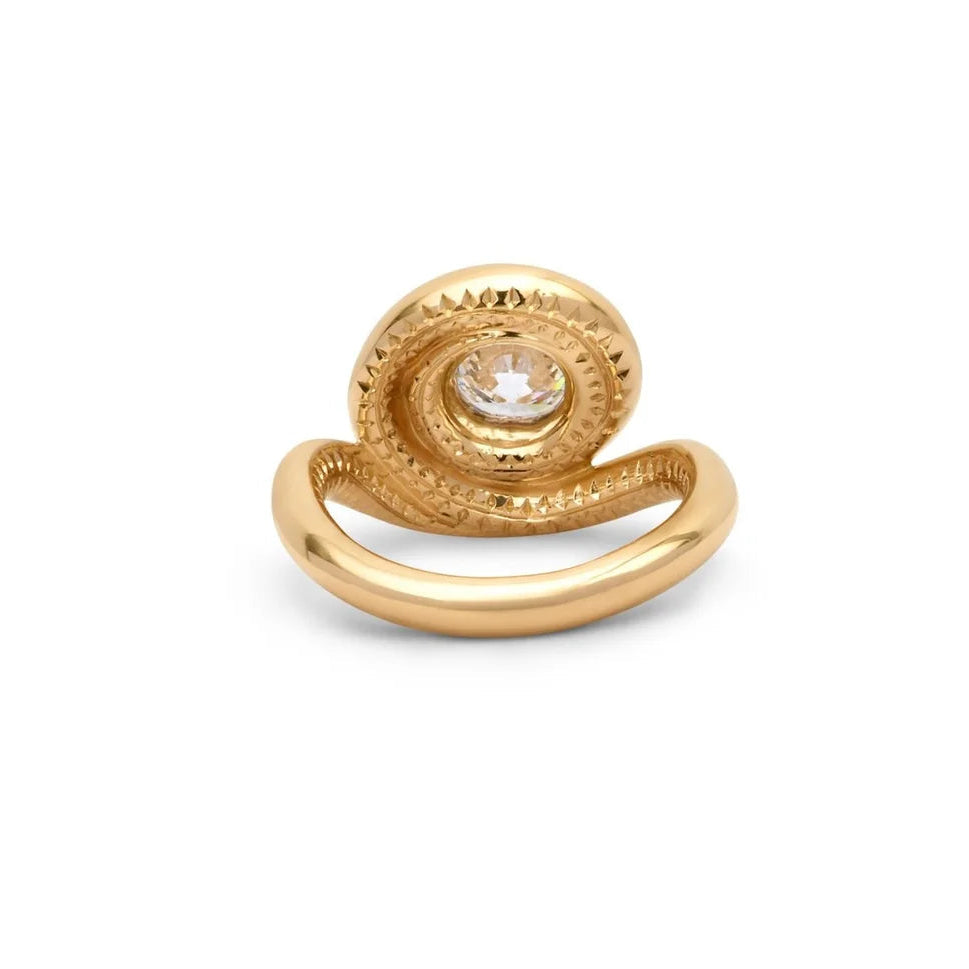 Diamond 18k gold ring. Fine Jewelry. Capucine H. Paris. Ethical jewel. 