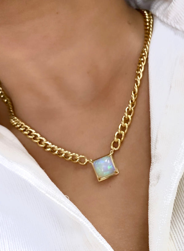 Opal Pendant 18 karat gold chain by fine jewelry designer Goshwara