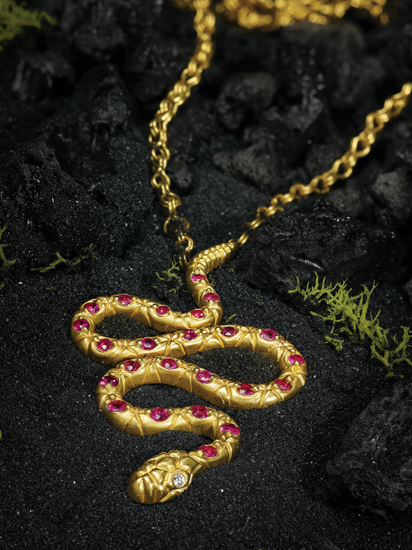 22 karat gold necklace with ruby snake pendant by jewelry designer Linda Hoj