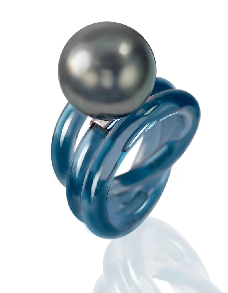 Large Grey Pearl and blue ring in 18 karat white gold by fine jewelry designer Monika Seitter