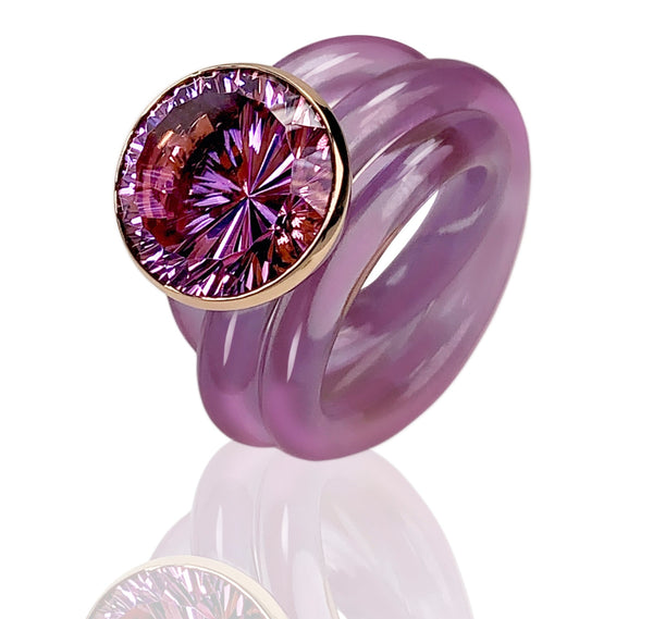 Purple Athena Amethyst ring set in 18 karat gold by fine jewelry designer Monika Seitter