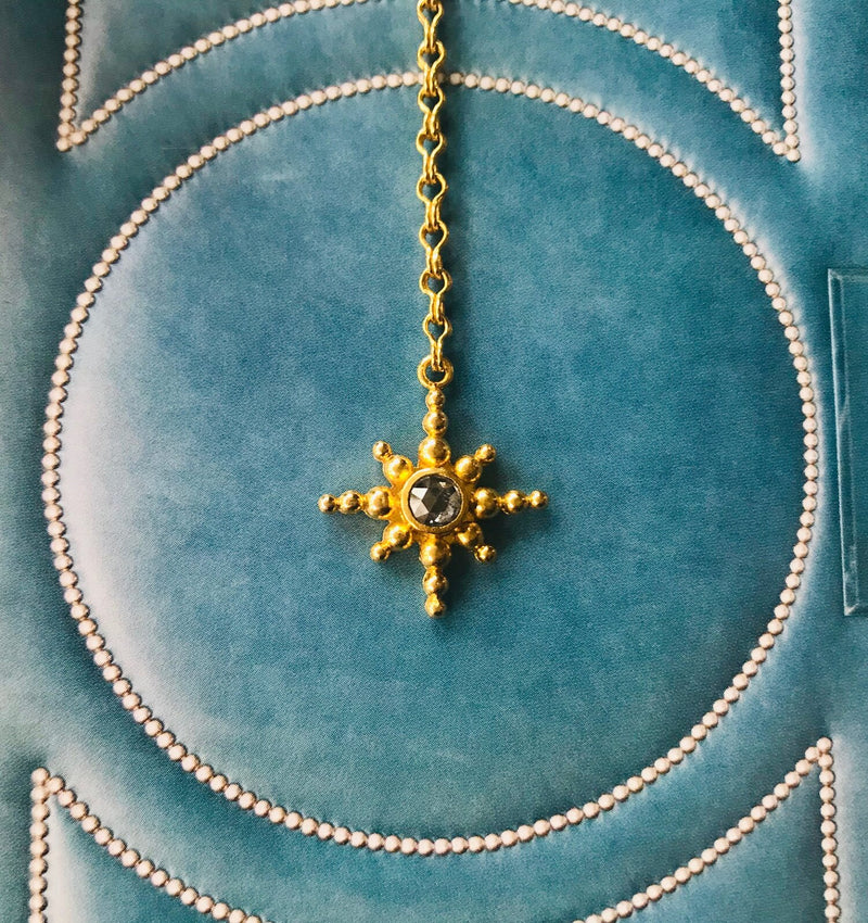 22 karat gold Diamond Star Necklace by fine jewelry designer Linda Hoj