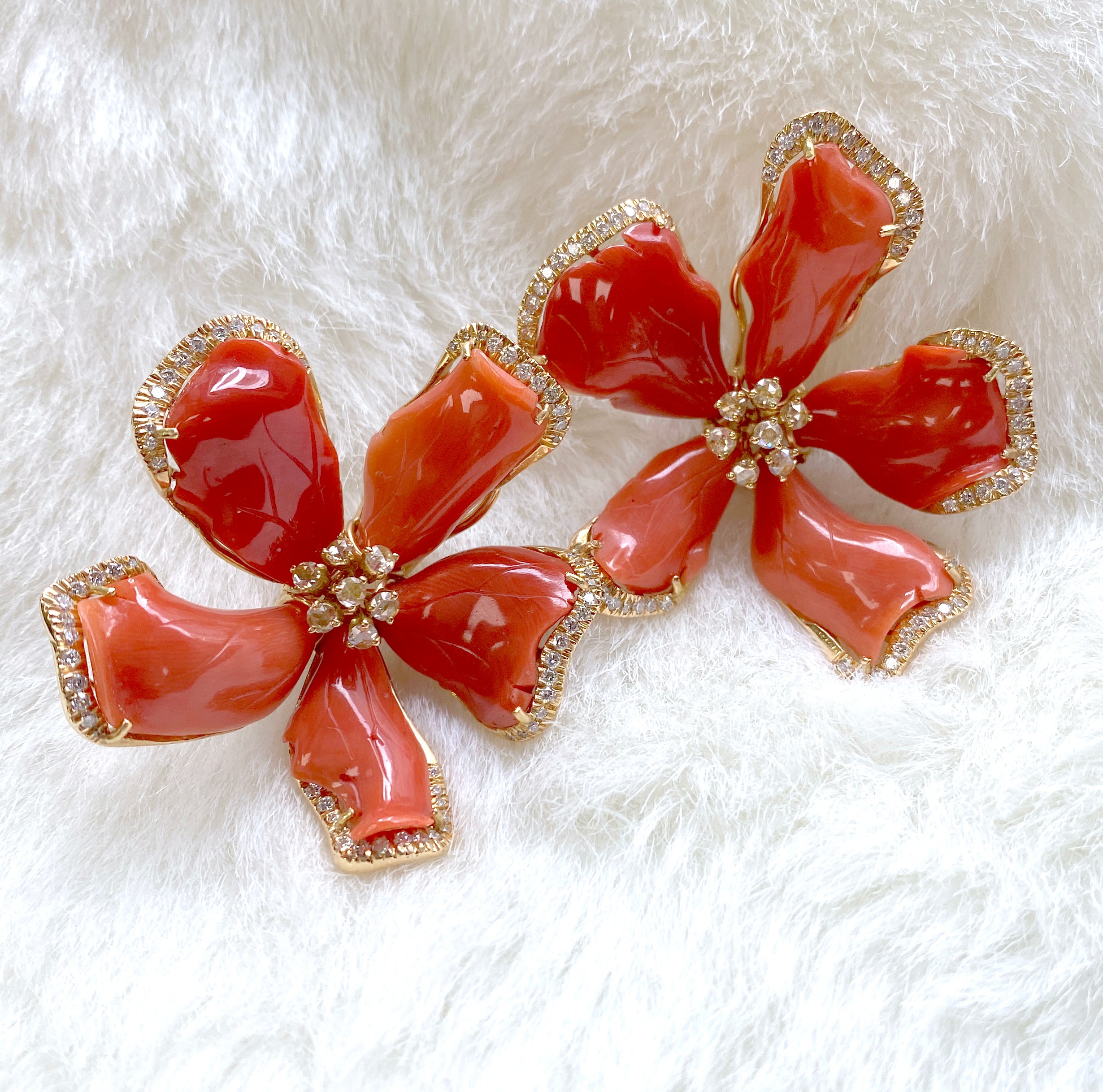 Flower Coral Earrings with Diamonds in 18 karat yellow gold by fine jewelry designer Goswhara