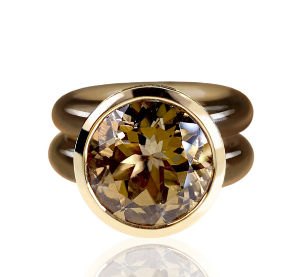 18 karat gold, smoky quartz and diamond ring, contemporary fine jewelry by Monika Seitter