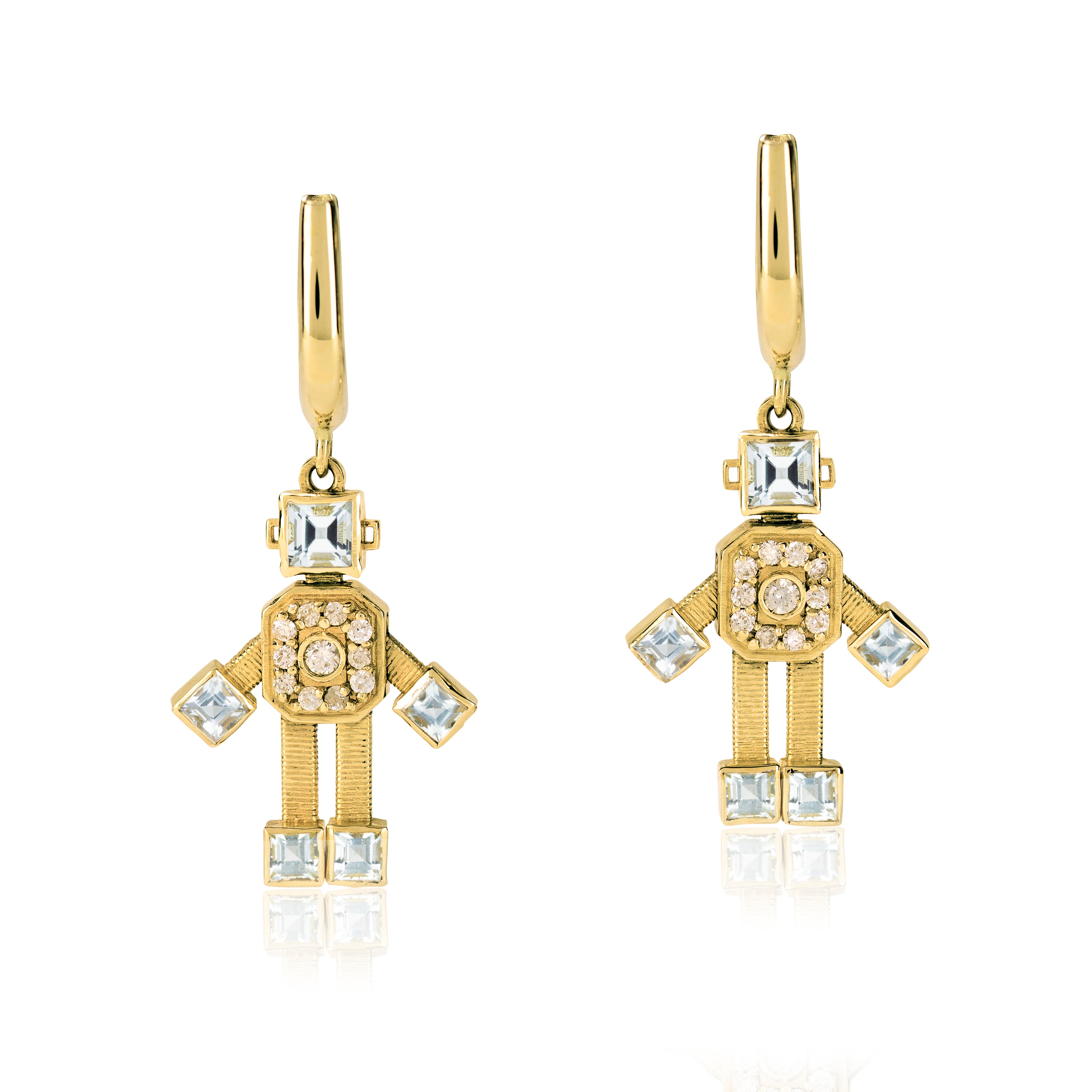 18 karat yellow gold articulated earrings with eclipse hoops, by fine jewelry designer Tatiana Van Lancker